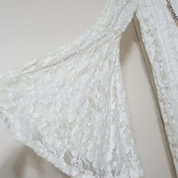Abercrombie & Fitch White Lace Bell Sleeve Shift Dress Size Medium - Picture 10 of 12
